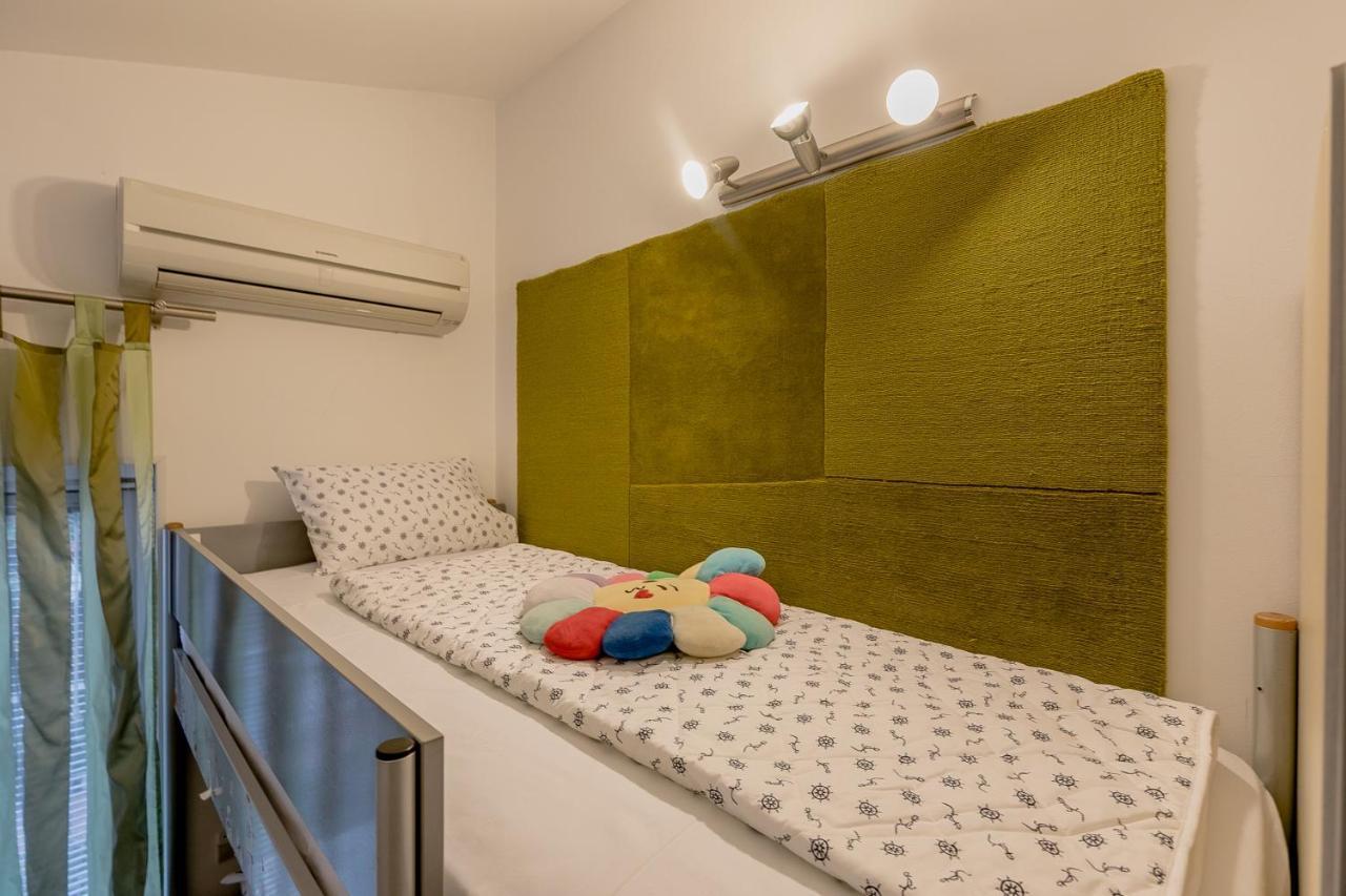 Olive Garden Apartment Petrovac Екстериор снимка