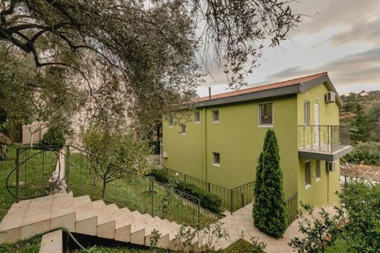 Olive Garden Apartment Petrovac Екстериор снимка